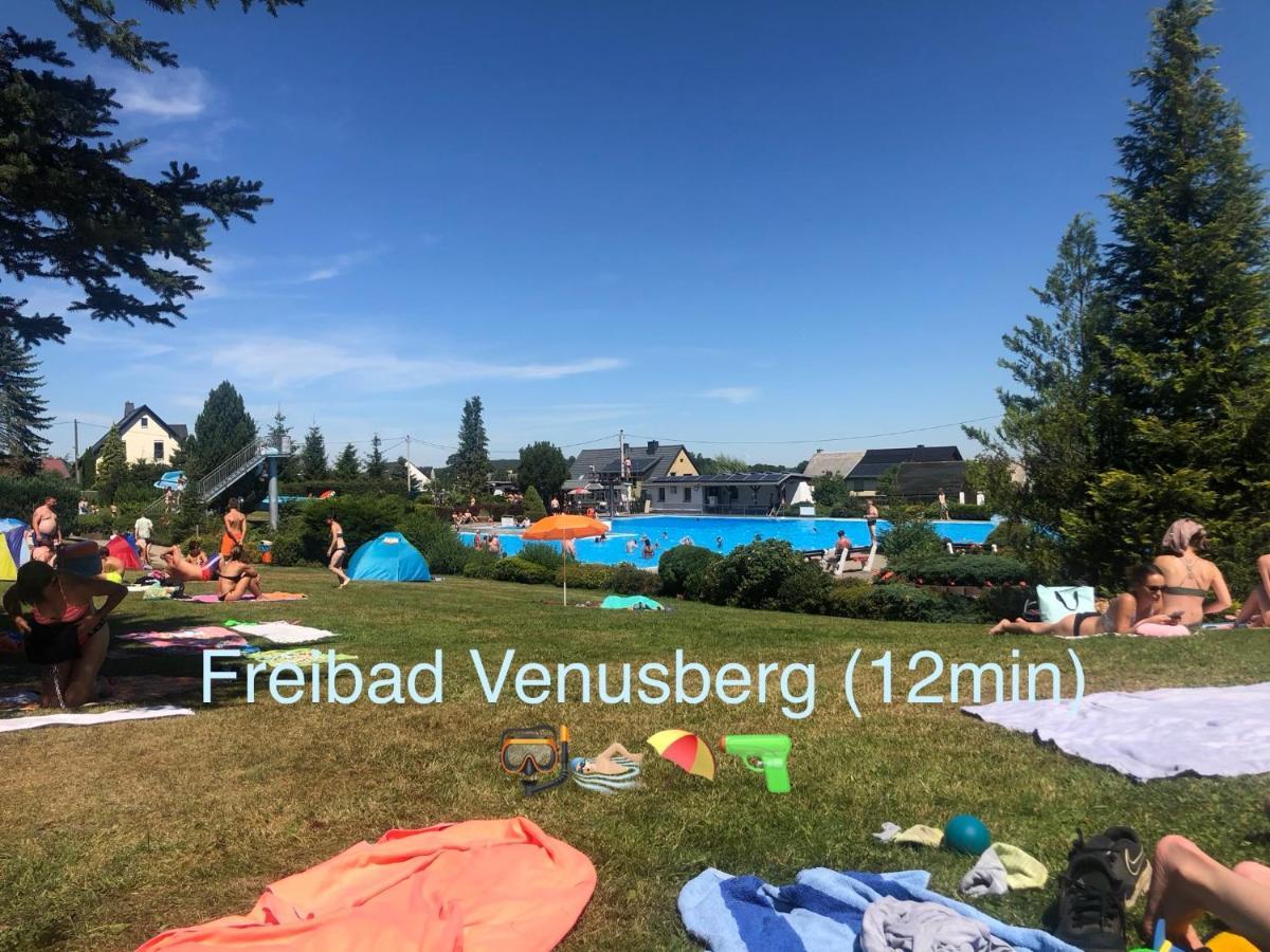 Ferienwohnung Zschopau Fuer Sie Vollausgestattet Mit Boxspringbett Netflix Uvm Exteriér fotografie